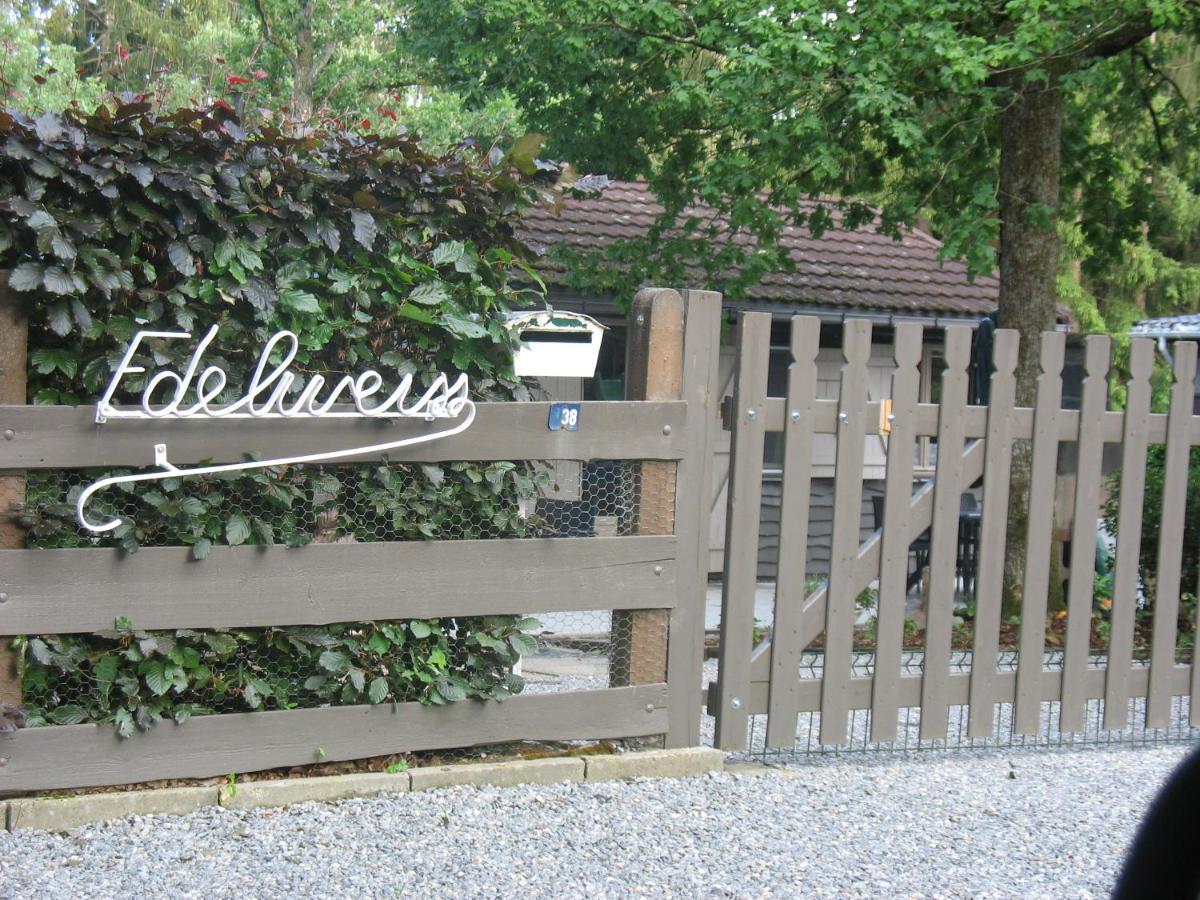 Durbuy Kleine Familiechalet Edelweiss 4 A 5 Pers Eksteriør bilde